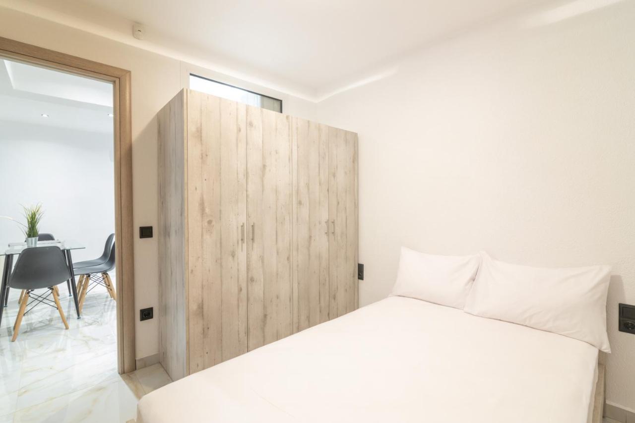 White Lux House In Town Apartment เทสซาโลนิกิ ภายนอก รูปภาพ
